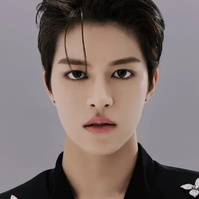 Kawahashi  Teru (川端輝)