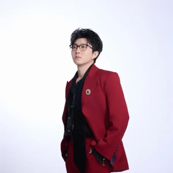 Mao Ruo Yi (毛若懿)